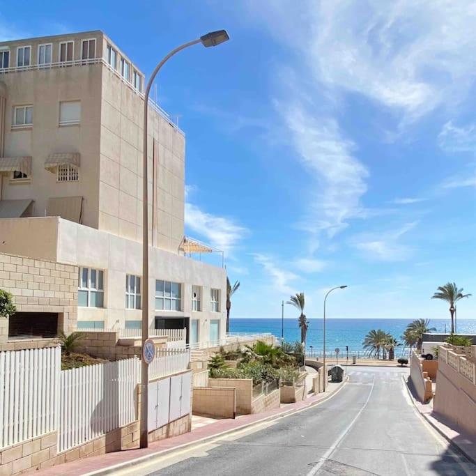 Apartmán Attic With Great Terrace Close To The Sea El Campello Exteriér fotografie